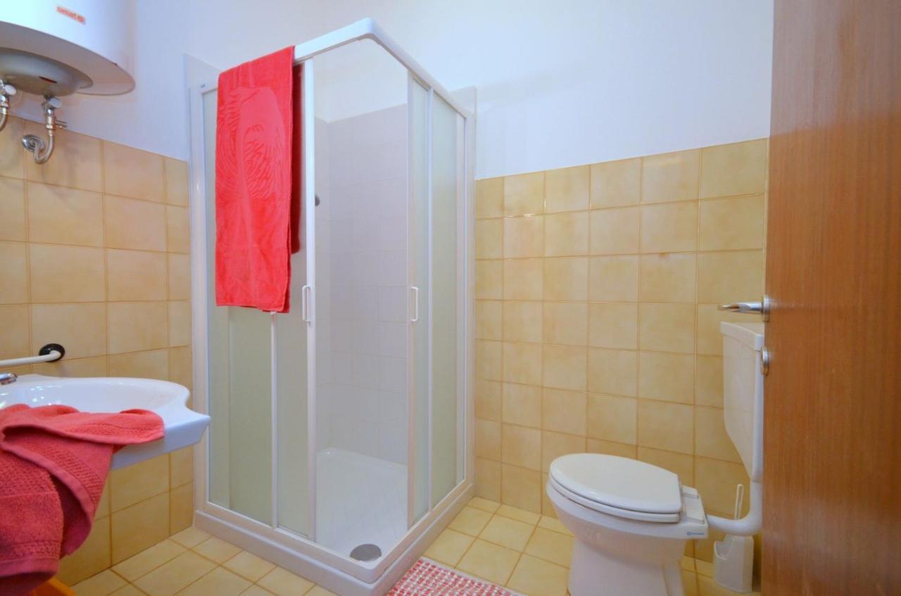 Dal Moro Apartment Lignano Sabbiadoro Bagian luar foto